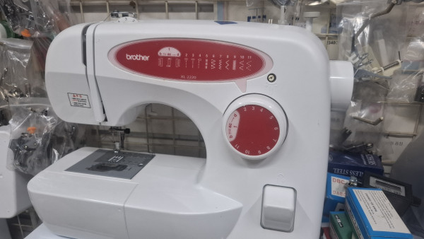 부라더 중고미싱더 XL2200